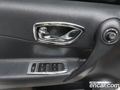 Renault QM5 2015 2.0 Автомат в Москве № 186594, миниатюра 11