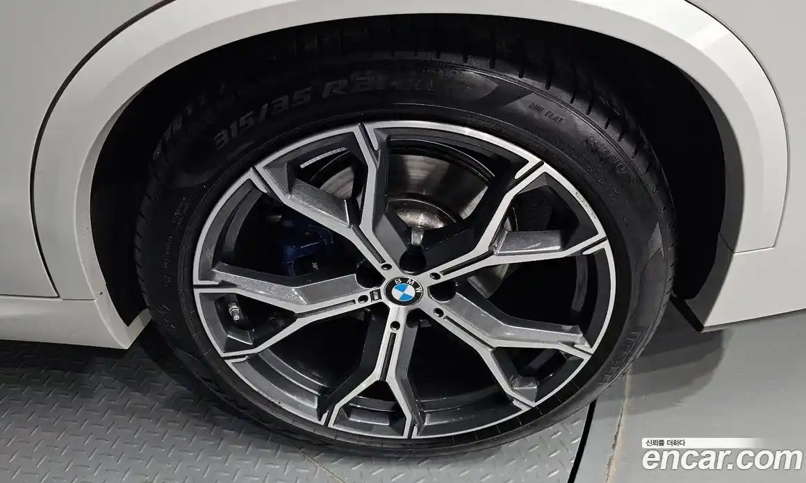 BMW X5 2023 3.0 Автомат в Москве № 187214, фото 5