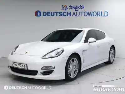Porsche Panamera, 2012