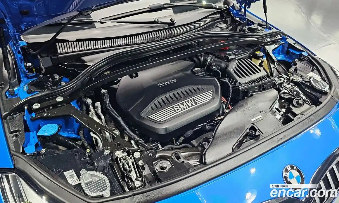 BMW 1-Series 2021 2.0 Автомат в Москве № 188921, фото 1