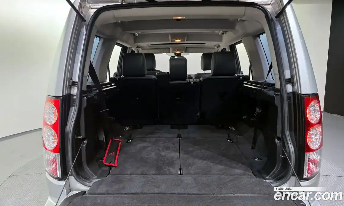 Land Rover Discovery 2012 3.0 Автомат в Москве № 189248, фото 15