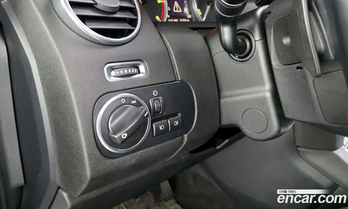 Land Rover Discovery 2012 3.0 Автомат в Москве № 189248, фото 18