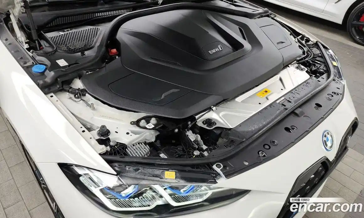 BMW i4 2024 0.2 Автомат в Москве № 189670, фото 8