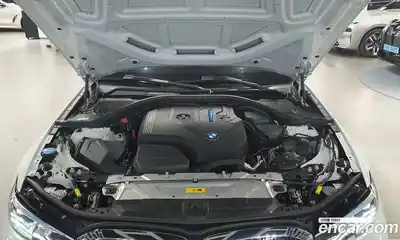 BMW 3-Series 2022 2.0 Автомат в Москве № 190140, миниатюра 2