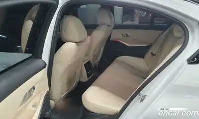 BMW 3-Series 2022 2.0 Автомат в Москве № 190140, миниатюра 8