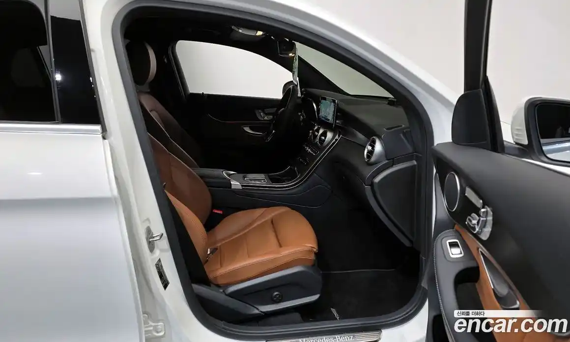 Mercedes-Benz GLC-Class 2021 2.0 Автомат в Москве № 194014, фото 5