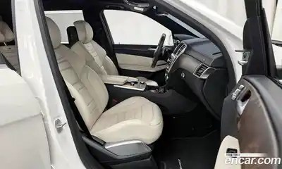 Mercedes-Benz GL-Class 2015 5.5 Автомат в Москве № 194018, миниатюра 11