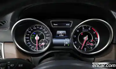 Mercedes-Benz GL-Class 2015 5.5 Автомат в Москве № 194018, миниатюра 8