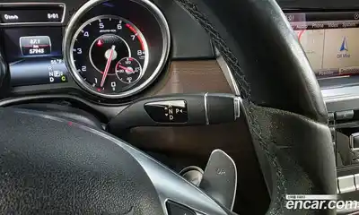 Mercedes-Benz GL-Class 2015 5.5 Автомат в Москве № 194018, миниатюра 9