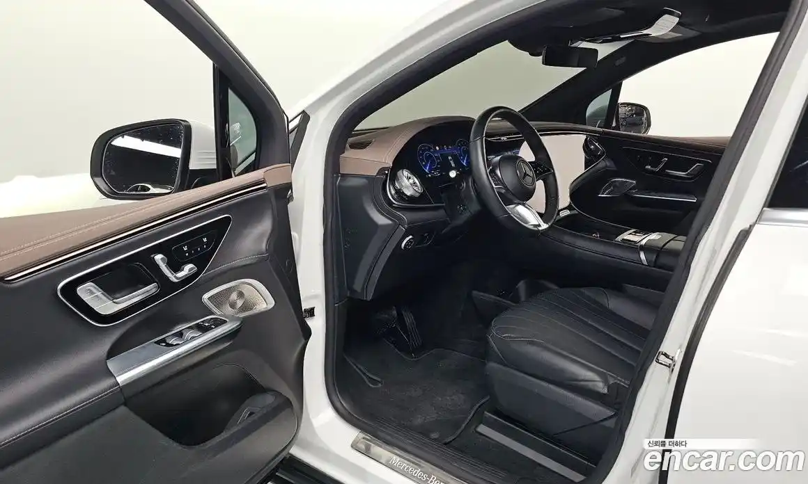 Mercedes-Benz EQE 2023 0.3 Автомат в Москве № 194059, фото 16