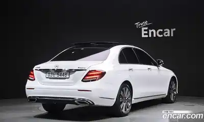 Mercedes-Benz E-Class 2017 3.0 Автомат в Москве № 194841, миниатюра 2