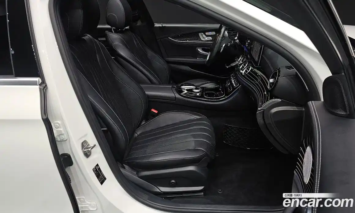 Mercedes-Benz E-Class 2017 3.0 Автомат в Москве № 194841, фото 10