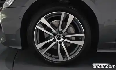 Audi A6 2023 2.0 Автомат в Москве № 196027, миниатюра 3