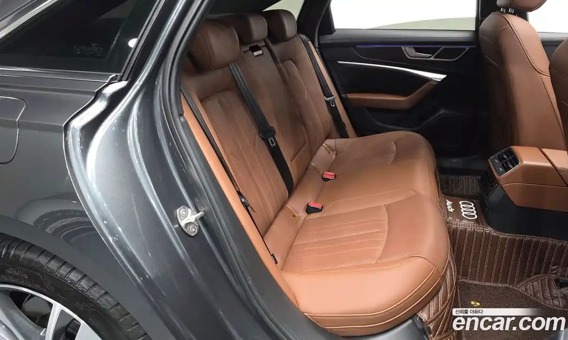 Audi A6 2023 2.0 Автомат в Москве № 196027, фото 6