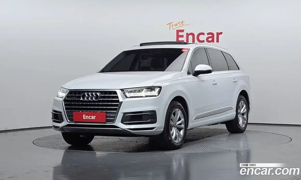 Audi Q7 2019 2.0 Автомат в Москве № 196408, фото 3