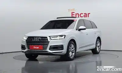 Audi Q7 2019 2.0 Автомат в Москве № 196408, миниатюра 3