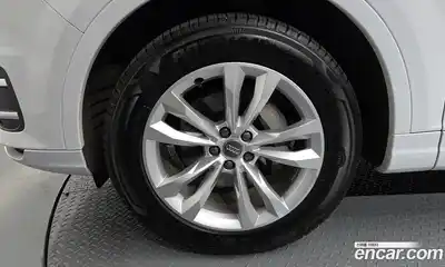 Audi Q7 2019 2.0 Автомат в Москве № 196408, миниатюра 7