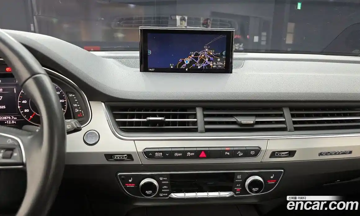 Audi Q7 2019 2.0 Автомат в Москве № 196408, фото 9