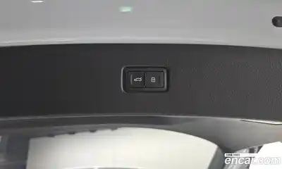 Audi Q7 2019 2.0 Автомат в Москве № 196408, миниатюра 10