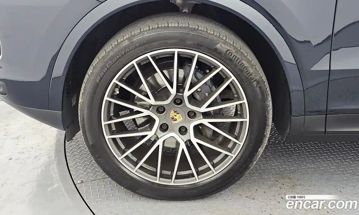 Porsche Cayenne 2020 3.0 Автомат в Москве № 197491, фото 5