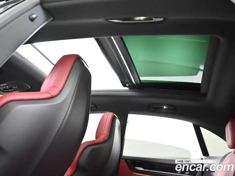 Porsche Macan 2025 0.1 Автомат в Москве № 197737, фото 18