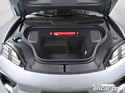 Porsche Macan 2025 0.1 Автомат в Москве № 197737, миниатюра 6