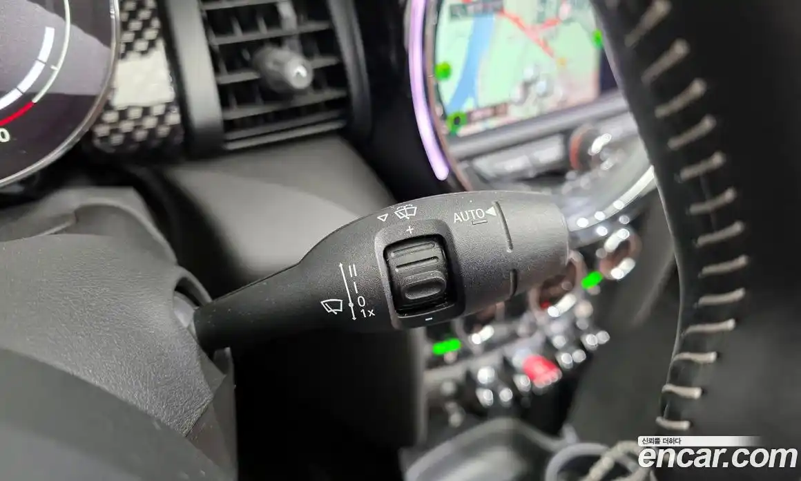 Mini Cooper Convertible 2021 2.0 Автомат в Москве № 198316, фото 18