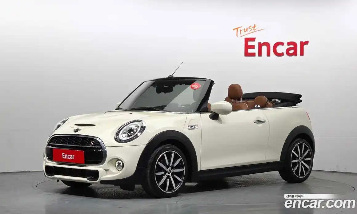 Mini Cooper Convertible 2021 2.0 Автомат в Москве № 198316, фото 20