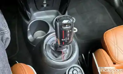 Mini Cooper Convertible 2021 2.0 Автомат в Москве № 198316, миниатюра 8