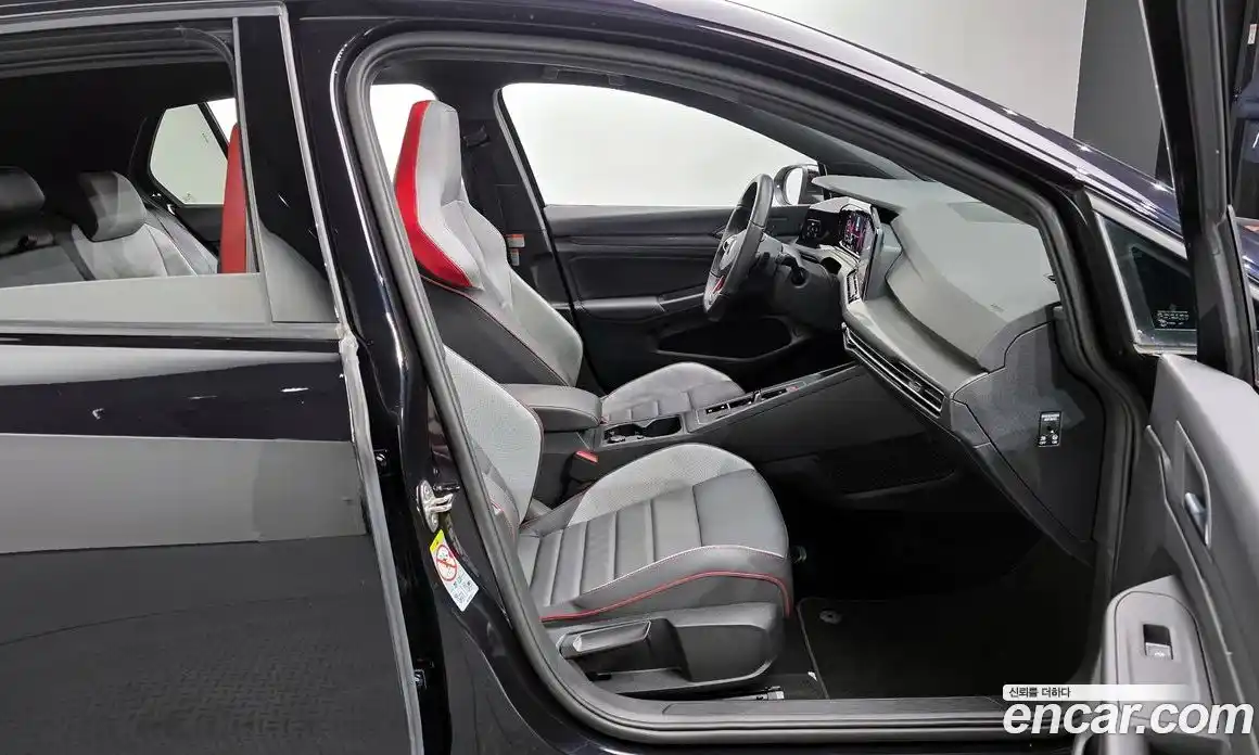 Volkswagen Golf 2022 2.0 Автомат в Москве № 198919, фото 12