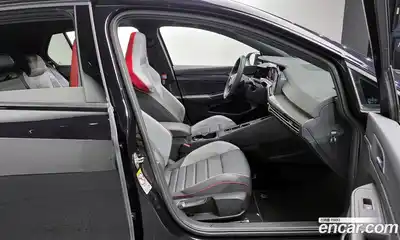 Volkswagen Golf 2022 2.0 Автомат в Москве № 198919, миниатюра 12