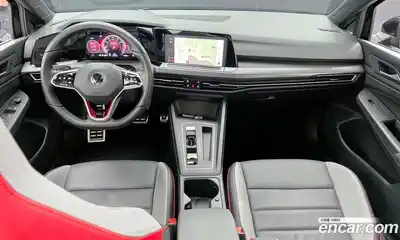 Volkswagen Golf 2022 2.0 Автомат в Москве № 198919, миниатюра 2