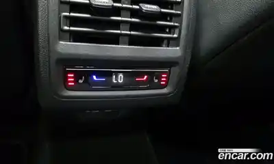 Volkswagen Golf 2022 2.0 Автомат в Москве № 198919, миниатюра 4