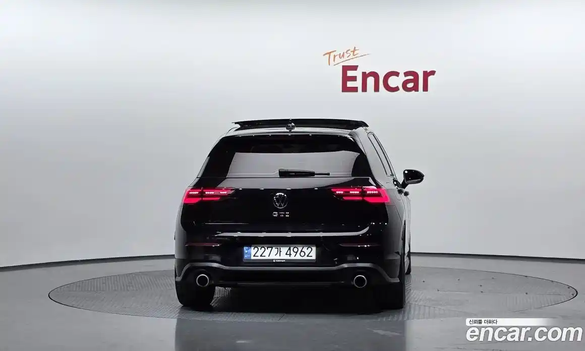 Volkswagen Golf 2022 2.0 Автомат в Москве № 198919, фото 10