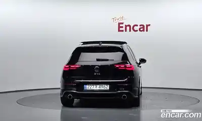 Volkswagen Golf 2022 2.0 Автомат в Москве № 198919, миниатюра 10