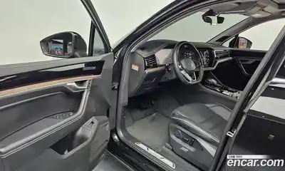 Volkswagen Touareg 2024 3.0 Автомат в Москве № 199008, миниатюра 10