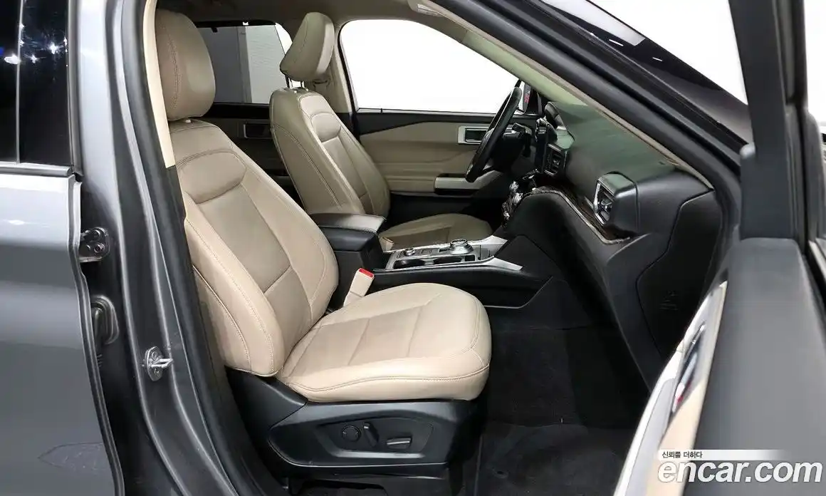 Ford Explorer 2021 2.3 Автомат в Москве № 199755, фото 15