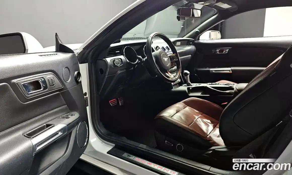 Ford Mustang 2015 2.3 Автомат в Москве № 199901, фото 12