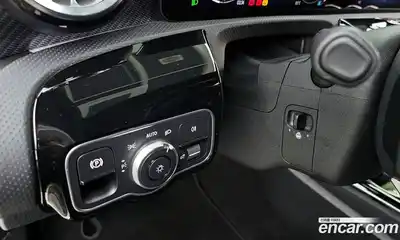 Mercedes-Benz A-Class 2024 2.0 Автомат в Москве № 205790, миниатюра 6