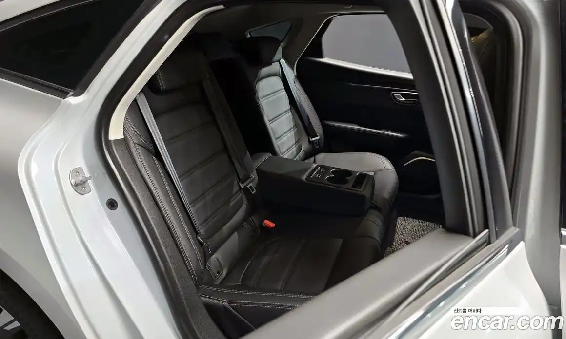 Renault SM6 2021 1.3 Автомат в Москве № 206014, фото 16