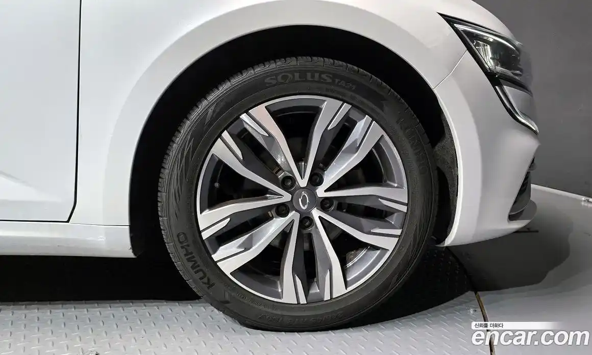 Renault SM6 2021 1.3 Автомат в Москве № 206014, фото 20