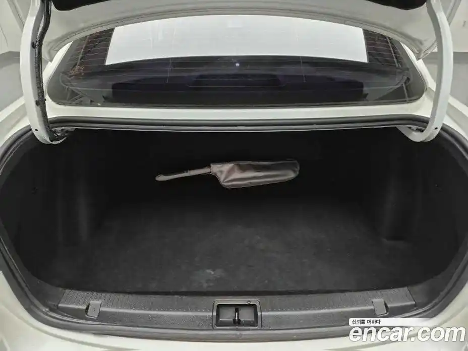 Renault SM3 2016 1.6 Автомат в Москве № 209900, фото 18