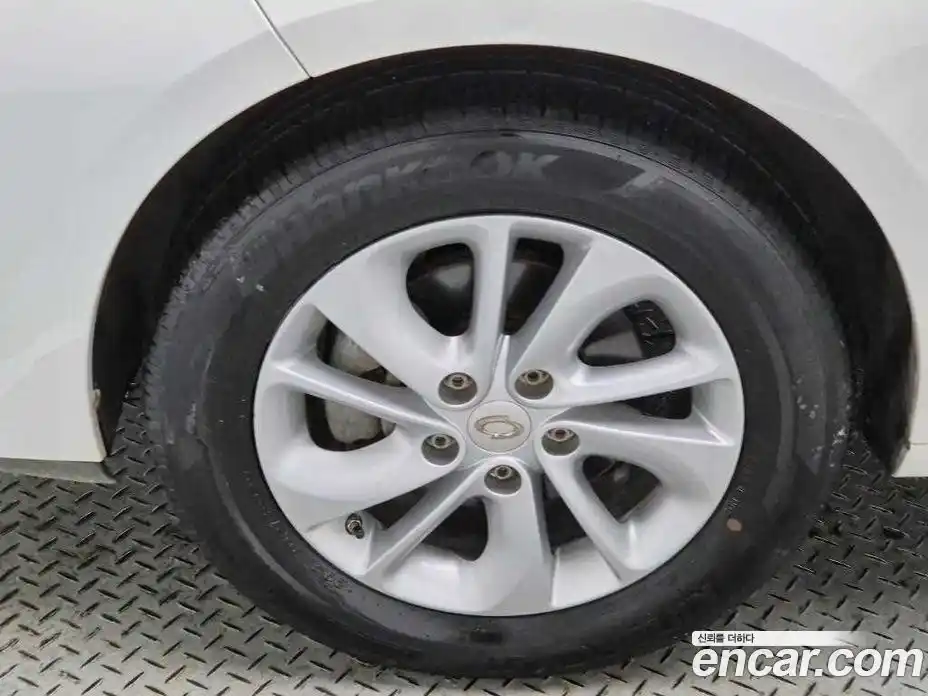 Renault SM3 2016 1.6 Автомат в Москве № 209900, фото 19