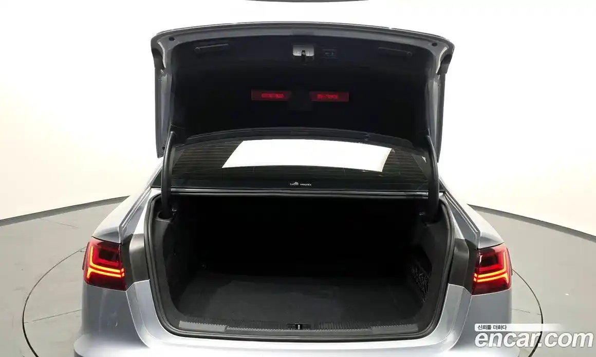 Audi A6 2018 2.0 Автомат в Москве № 212437, фото 3