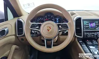 Porsche Cayenne 2015 3.0 Автомат в Москве № 212731, миниатюра 4