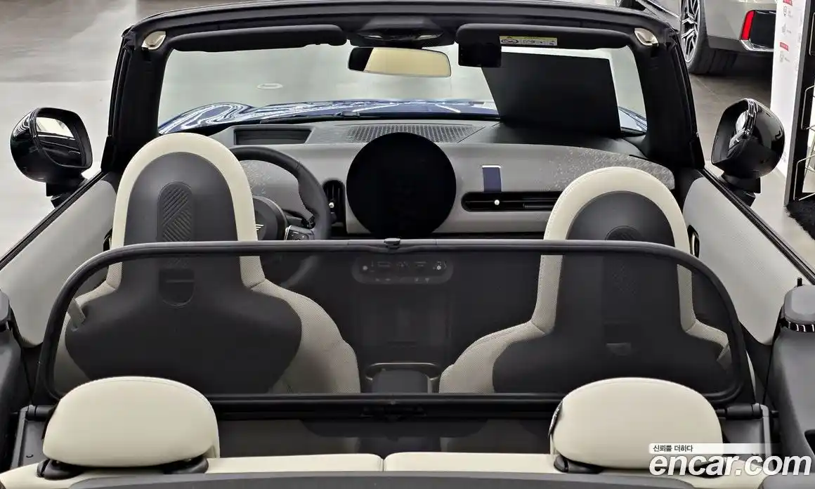 Mini Cooper Convertible 2025 2.0 Автомат в Москве № 213947, фото 17