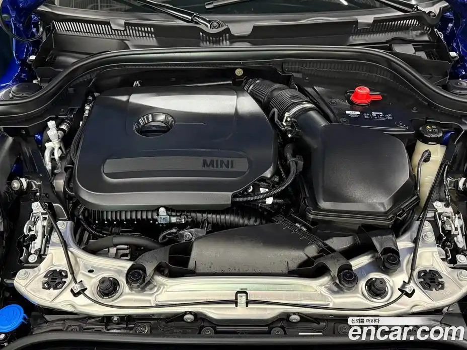 Mini Cooper Convertible 2025 2.0 Автомат в Москве № 213947, фото 6