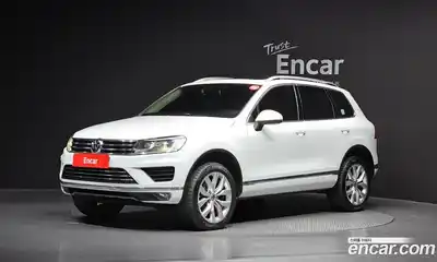 Volkswagen Touareg 2015 3.0 Автомат в Москве № 215317, миниатюра 2