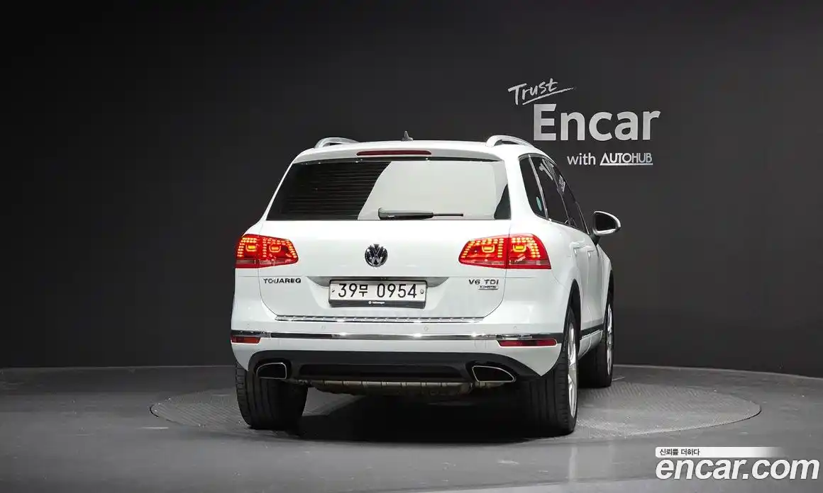 Volkswagen Touareg 2015 3.0 Автомат в Москве № 215317, фото 3