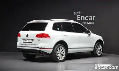 Volkswagen Touareg 2015 3.0 Автомат в Москве № 215317, миниатюра 4